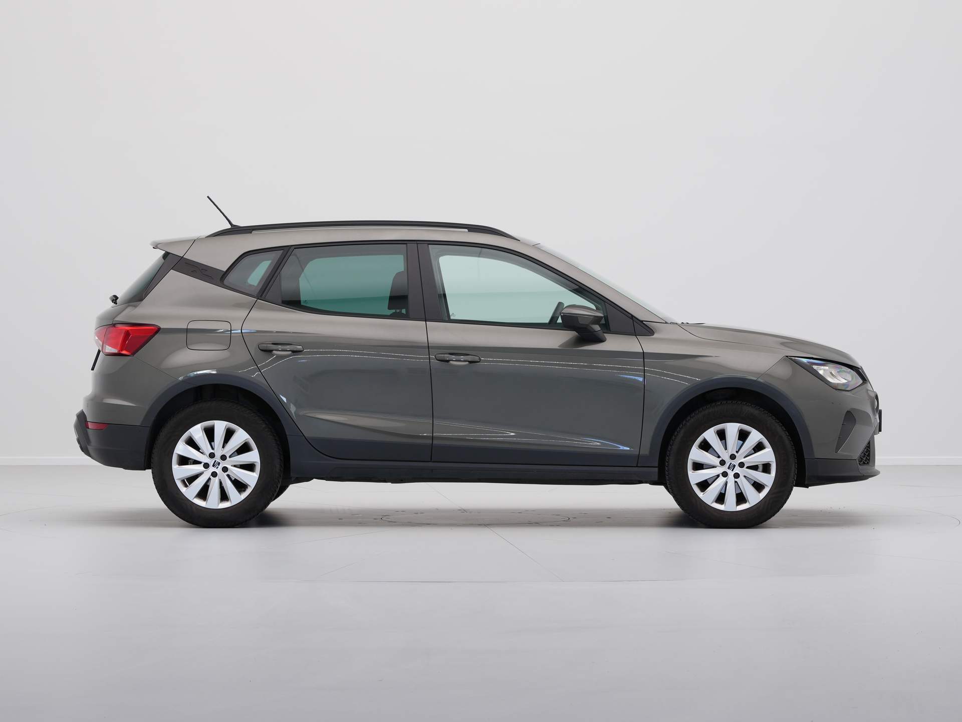 SEAT - Arona 1.0 TSI 111pk Style Business Connect - 2023