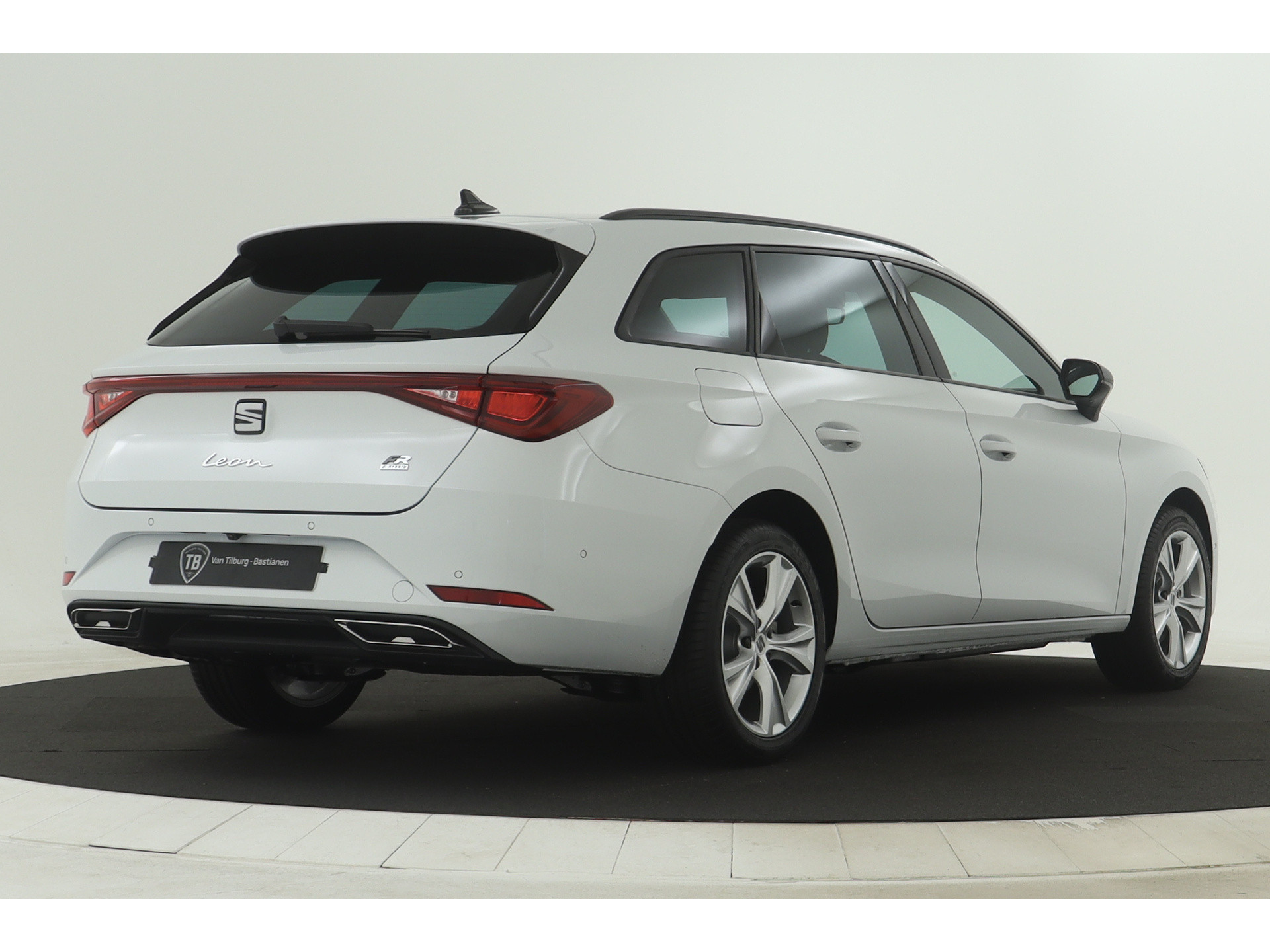 SEAT - Leon Sportstourer 1.4 TSI eHybrid PHEV FR Business Intense - 2024