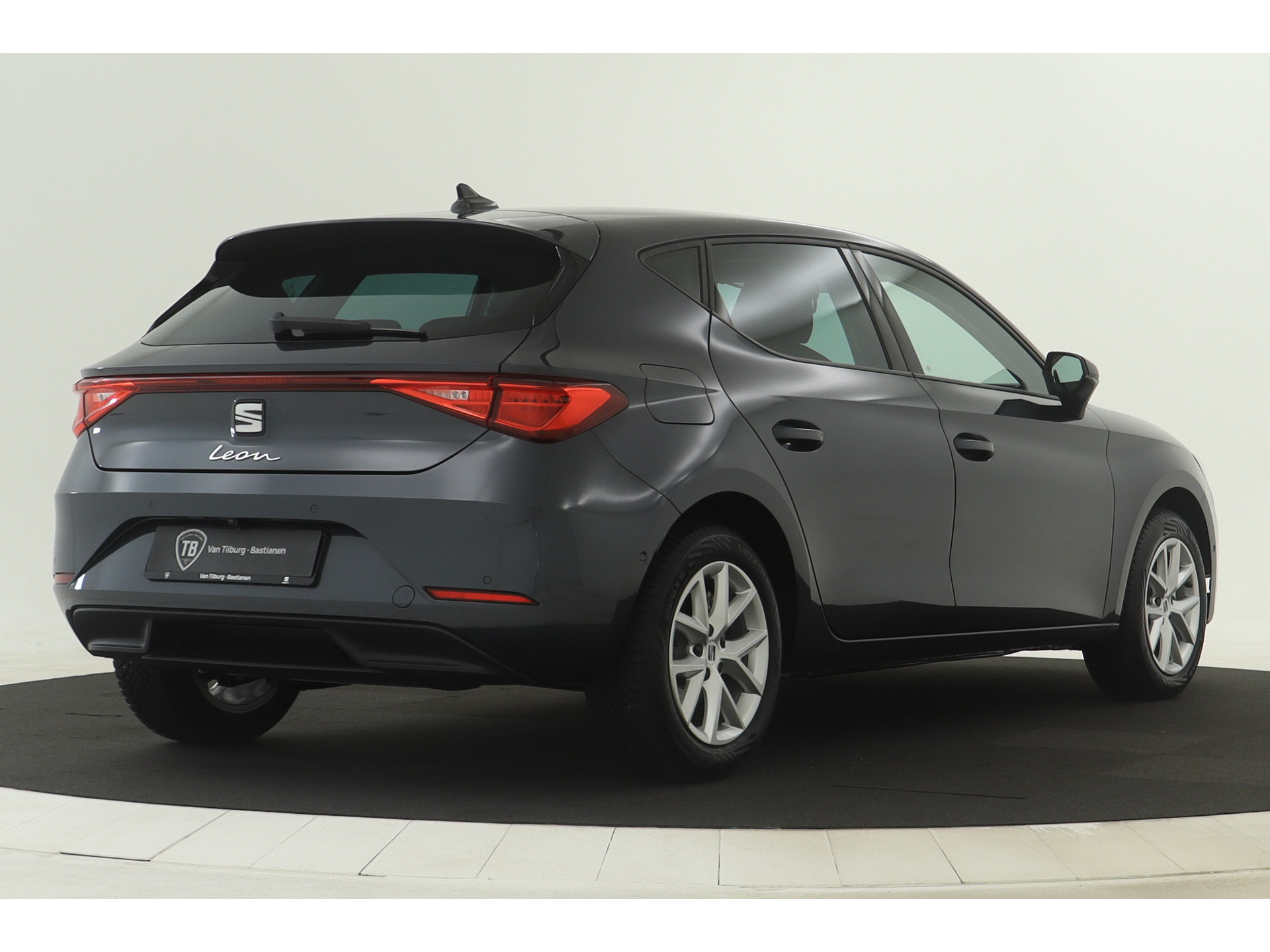 SEAT - Leon 1.0 TSI Style Business Intense - 2023