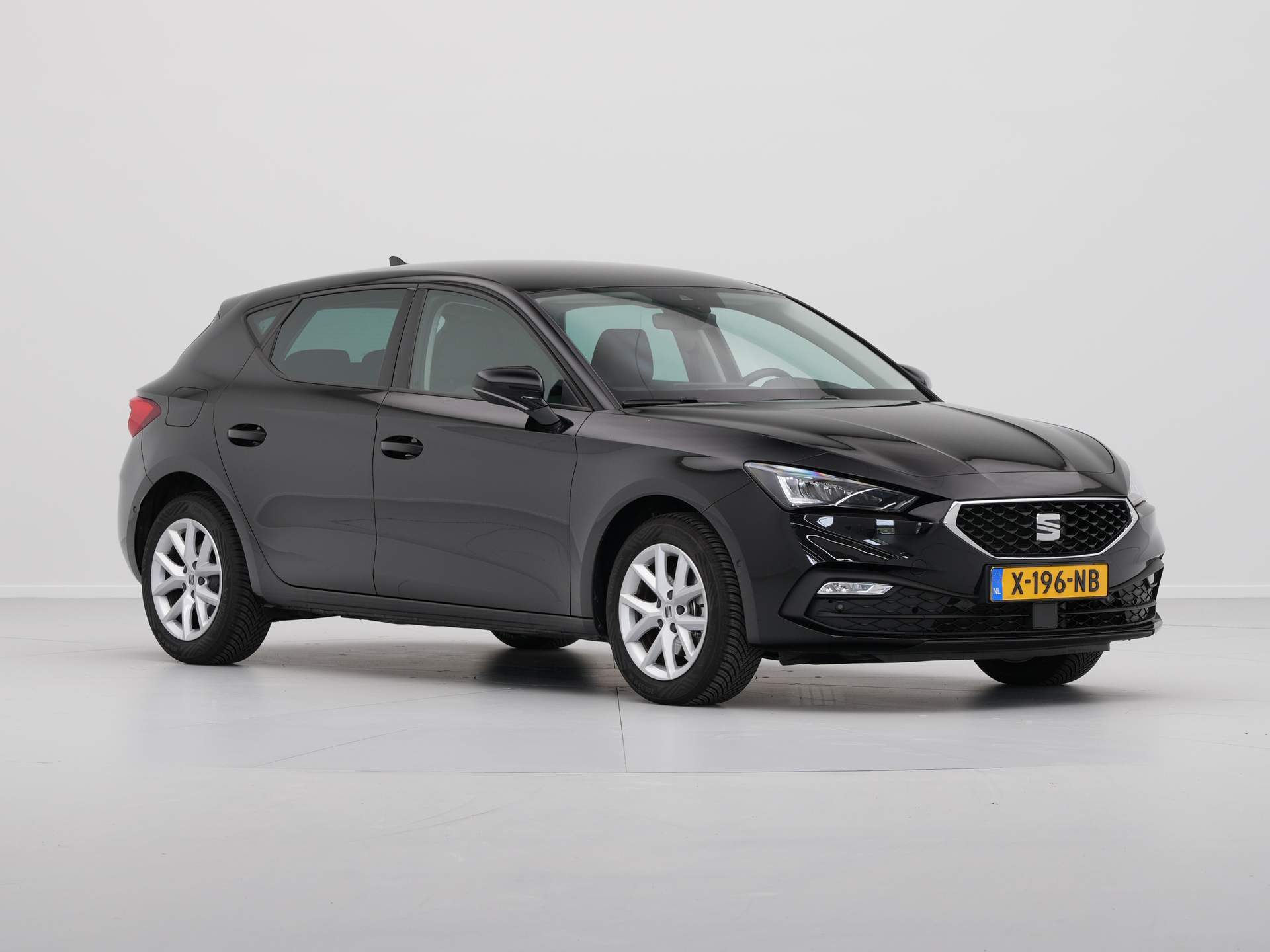 SEAT - Leon 1.0 TSI Style Business Intense - 2024