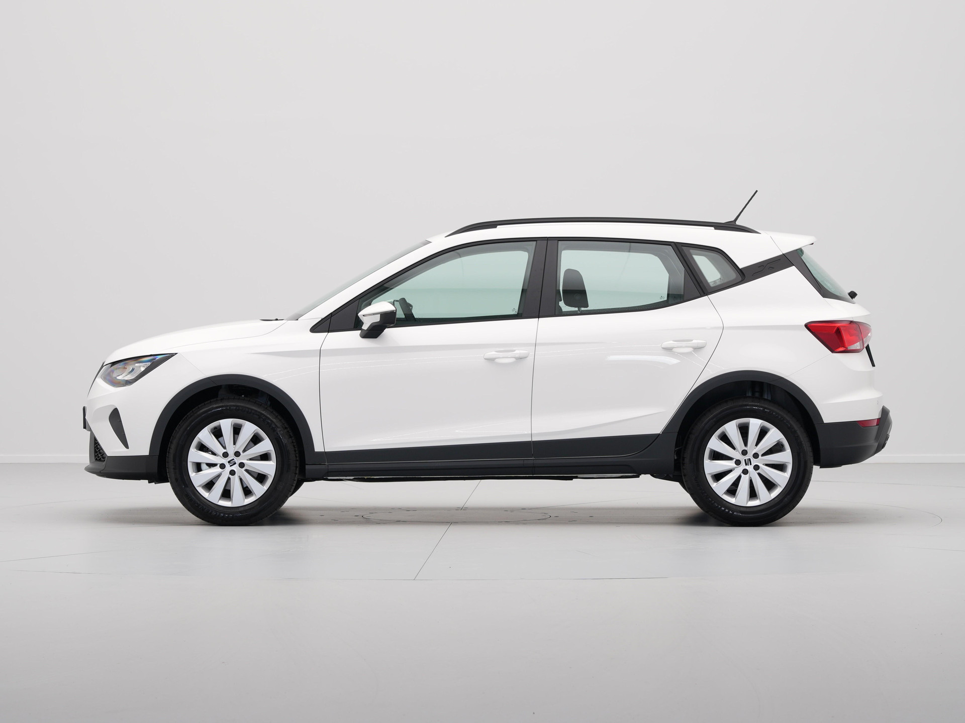 SEAT - Arona 1.0 EcoTSI 95 5MT Style - 2024