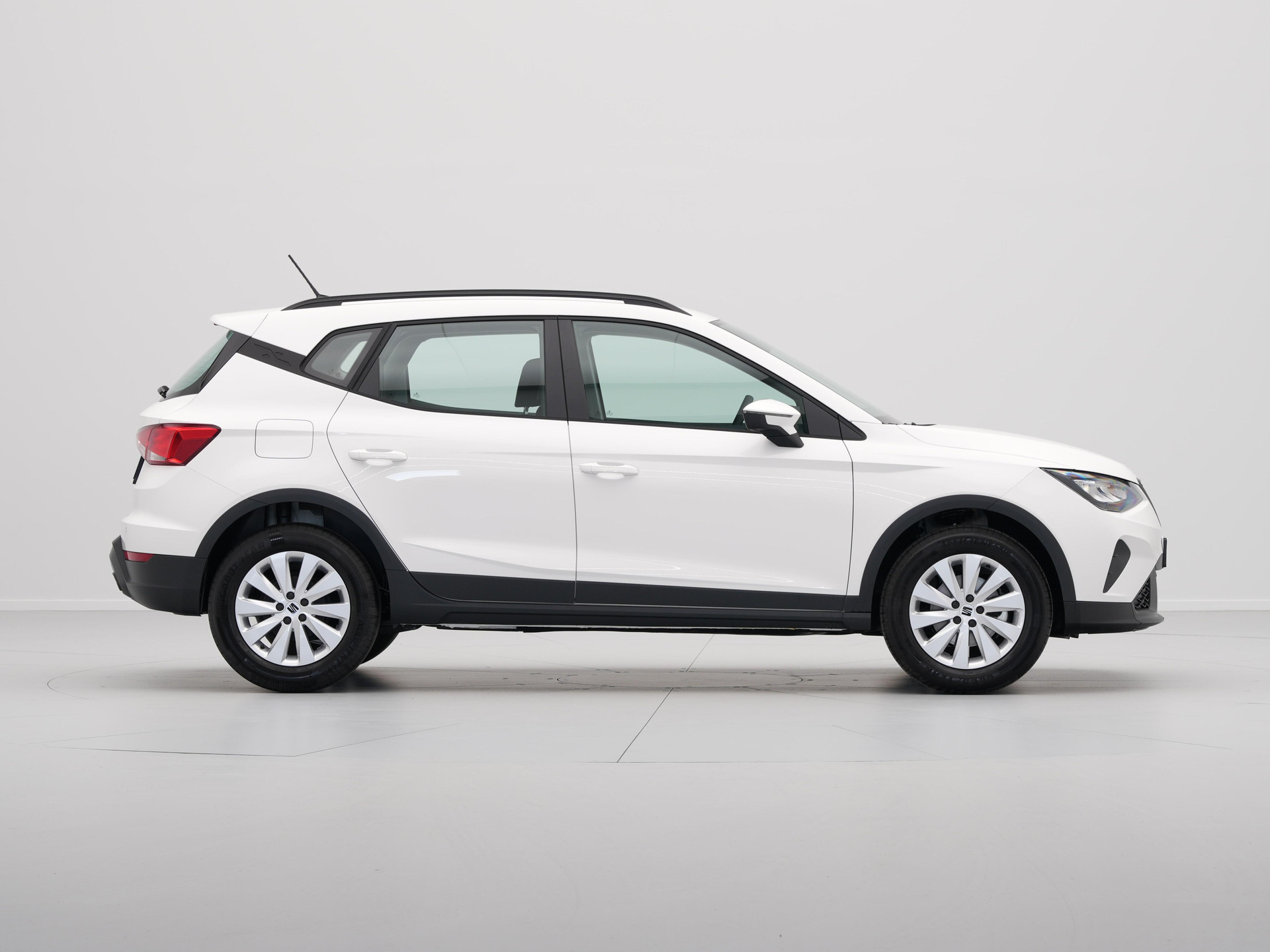 SEAT - Arona 1.0 EcoTSI 95 5MT Style - 2024