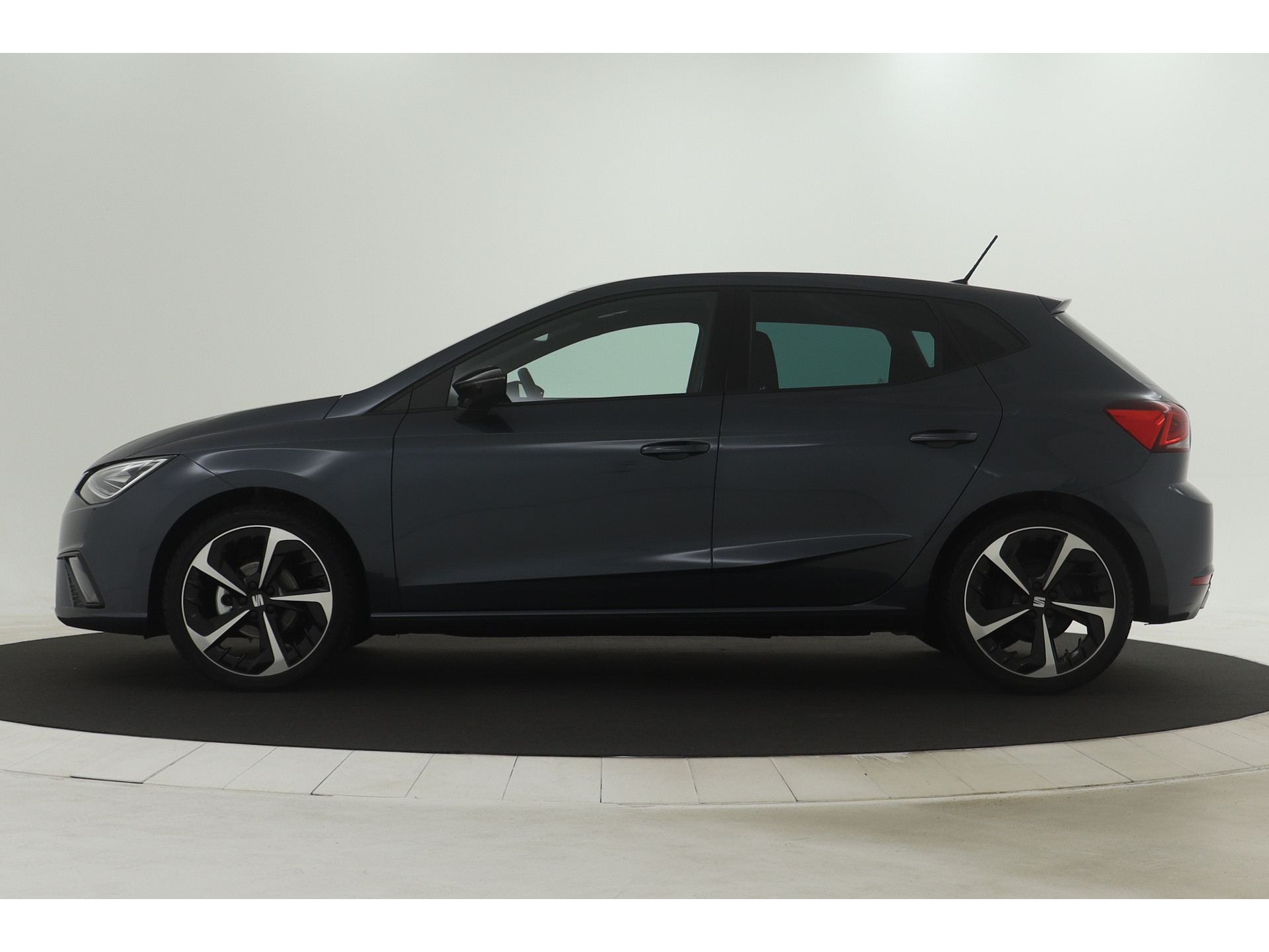 SEAT - Ibiza 1.0 EcoTSI 96pk FR Business Intense - 2023