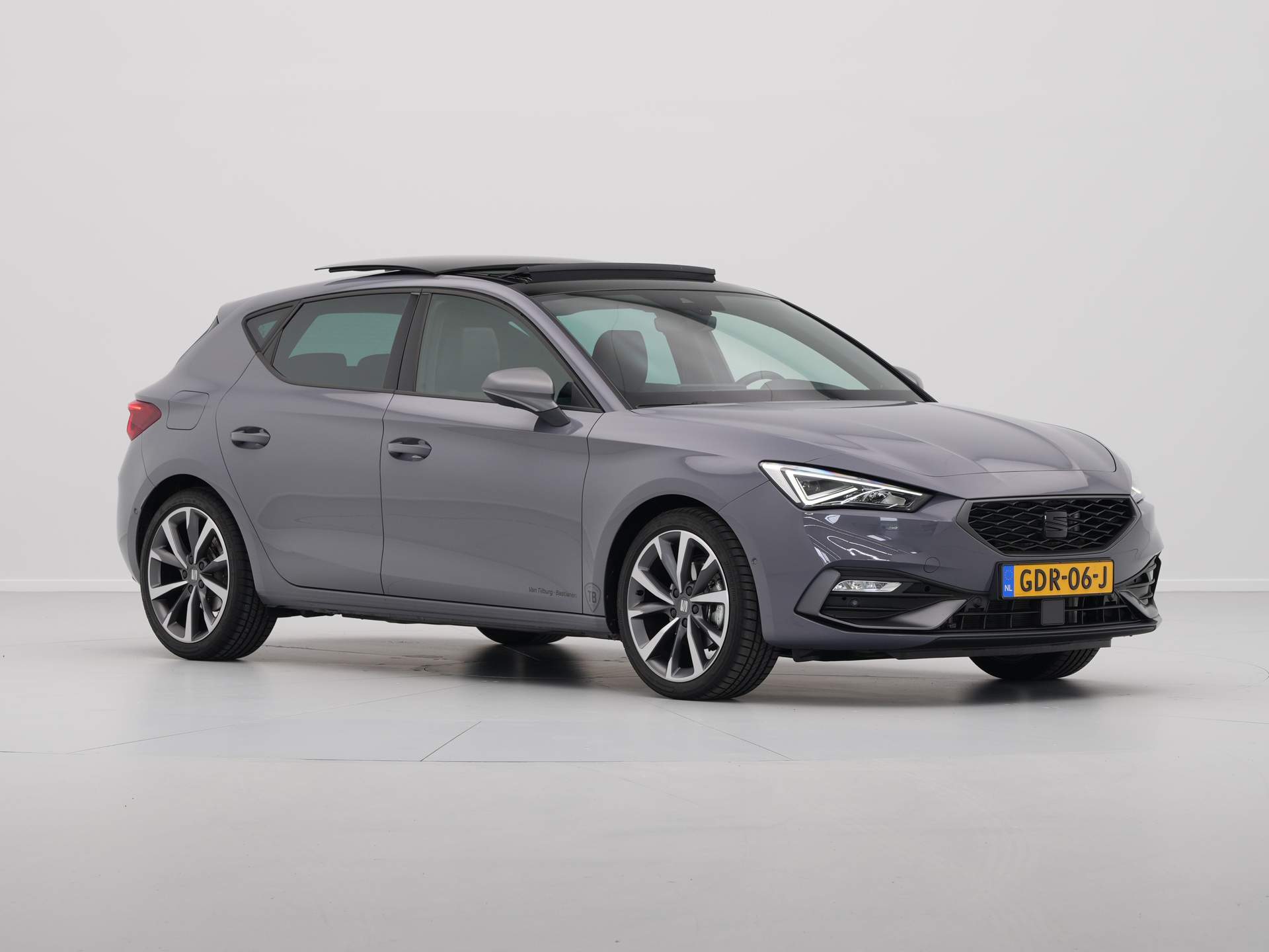 SEAT - Leon 1.0 eTSI 110pk FR Business Intense Automaat - 2024