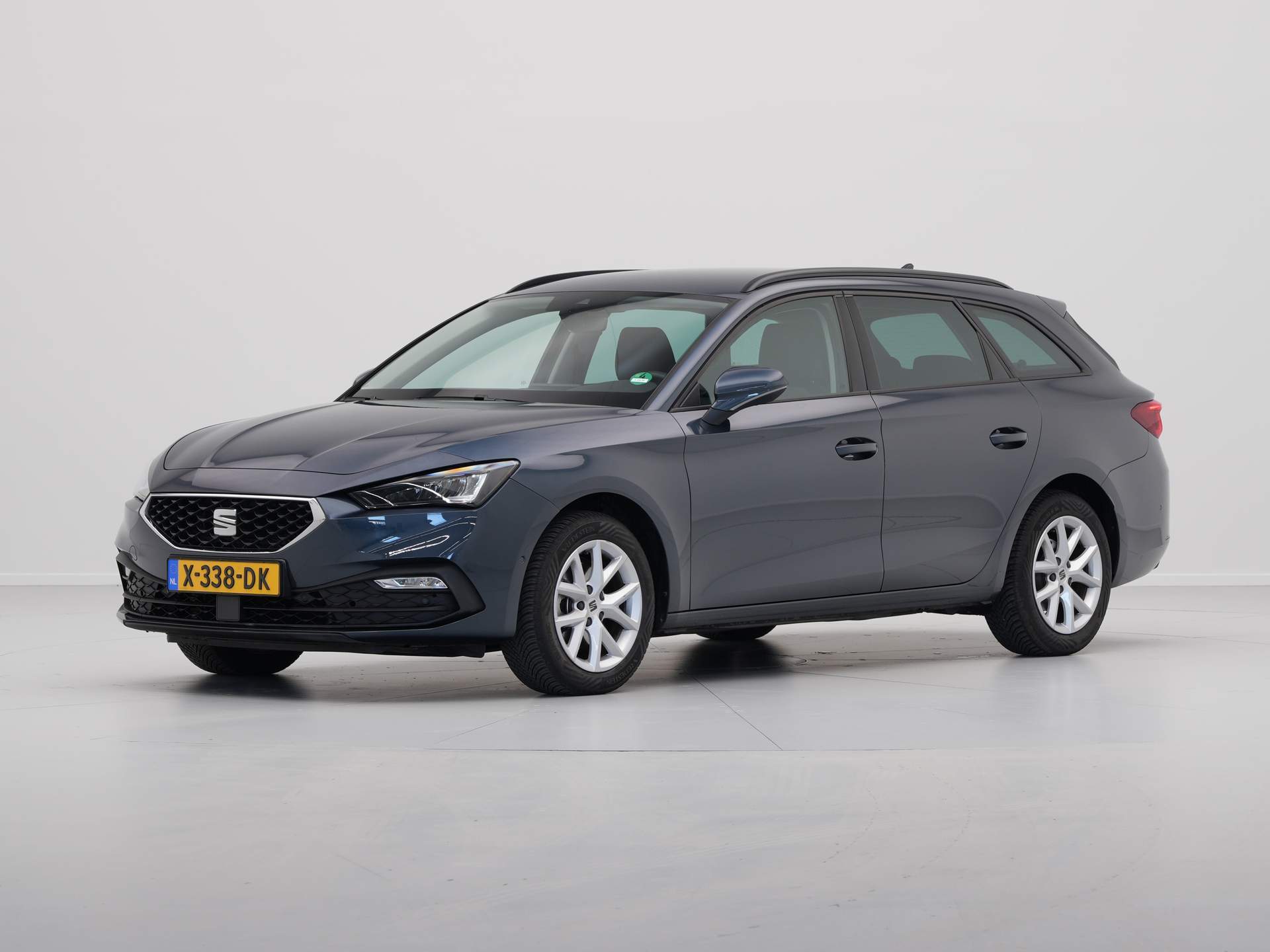 SEAT - Leon Sportstourer 1.0 eTSI 111pk Style Business Intense - 2023