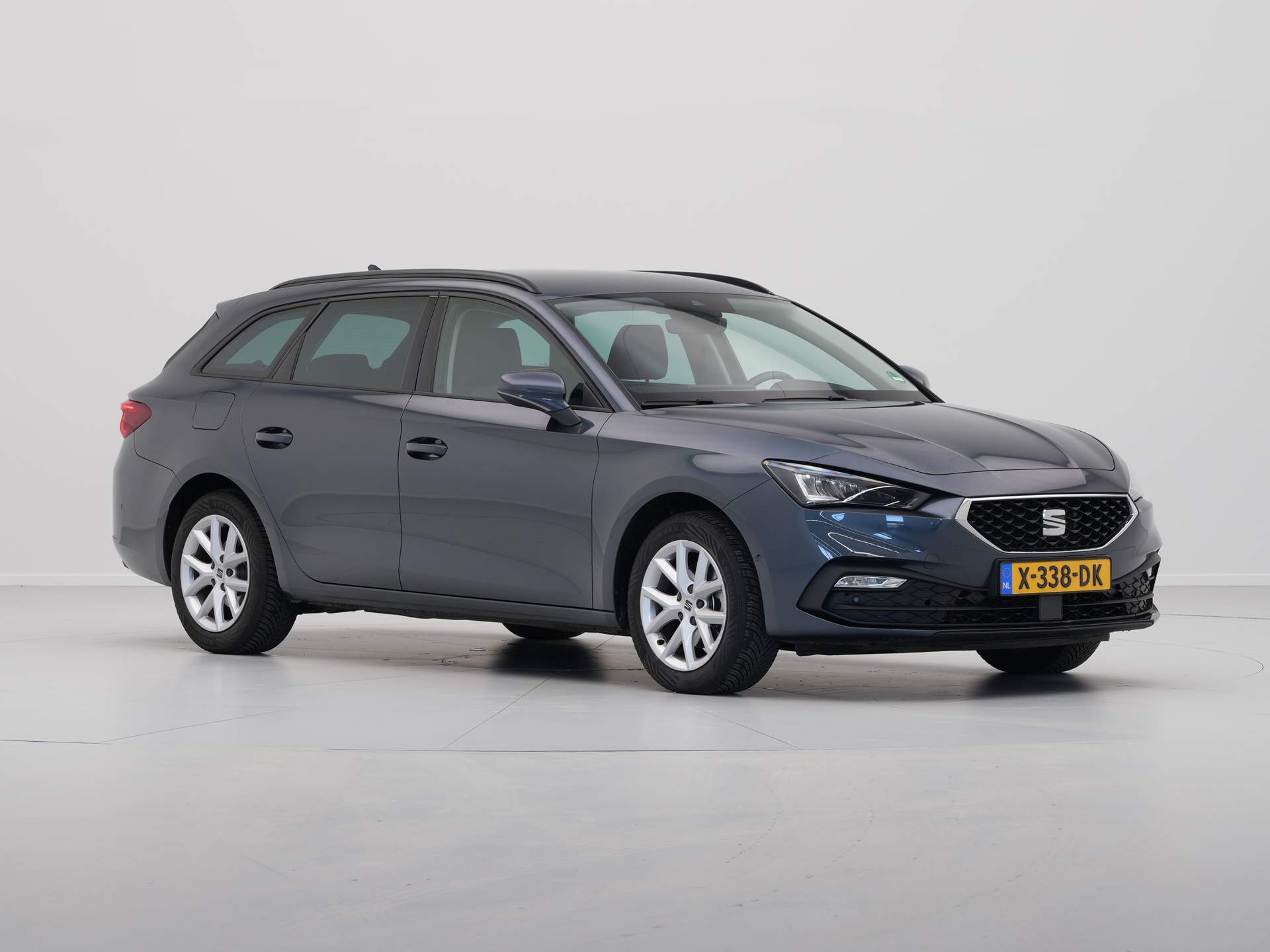 SEAT - Leon Sportstourer 1.0 eTSI 111pk Style Business Intense - 2023