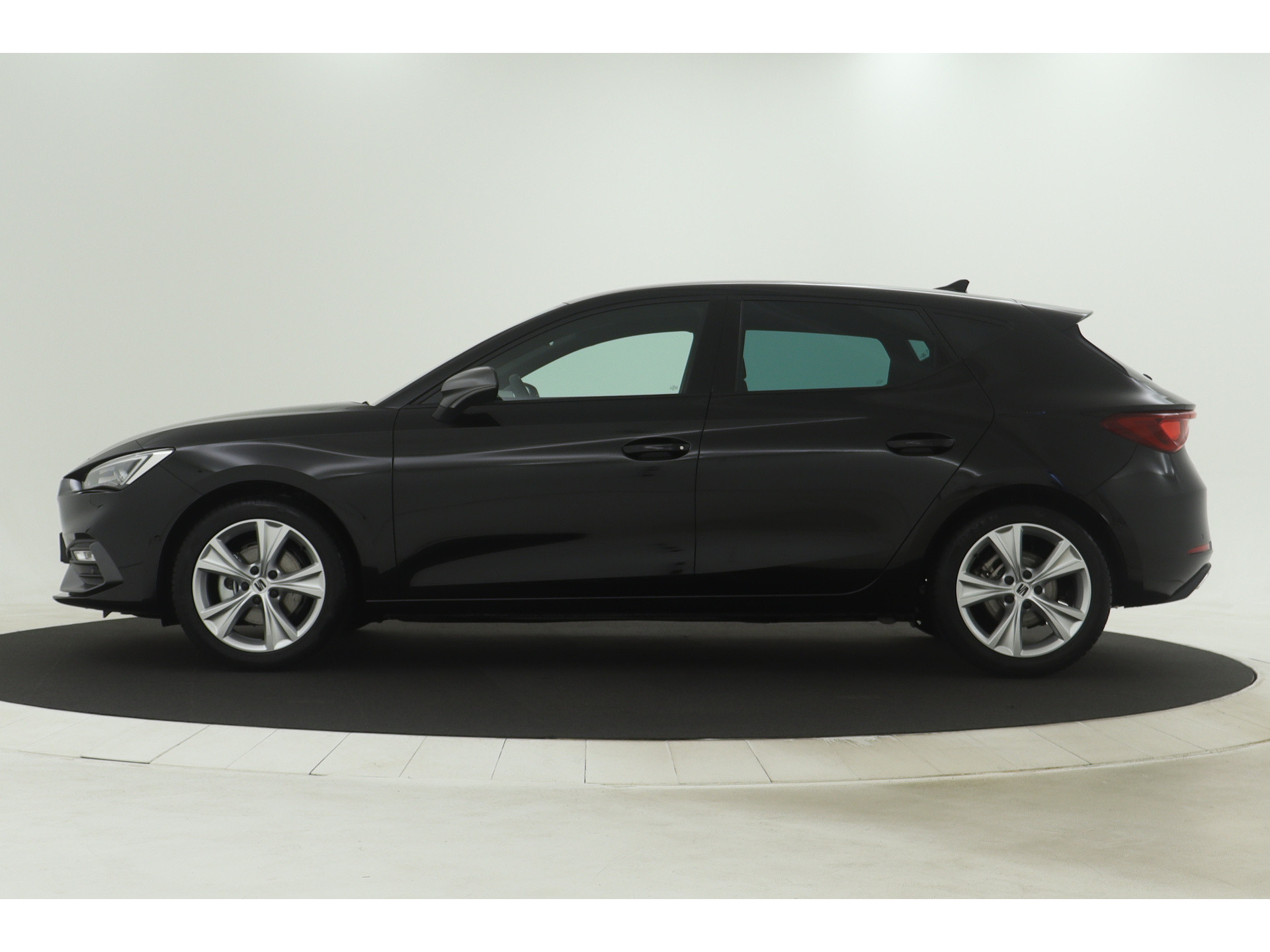 SEAT - Leon 1.0 eTSI FR Business Intense - 2024