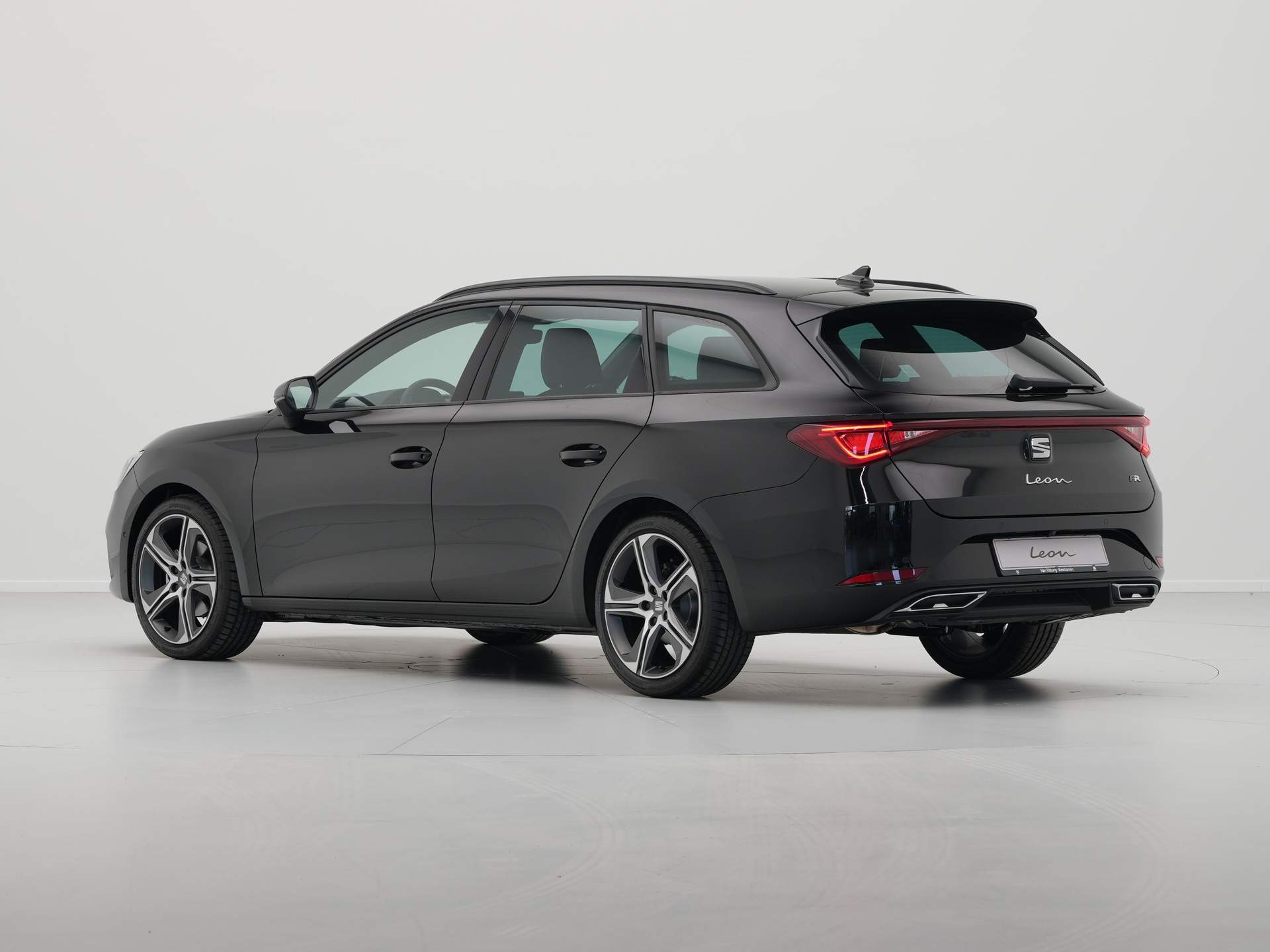 SEAT - Leon Sportstourer 1.5 eTSI FR Business Intense - 2024