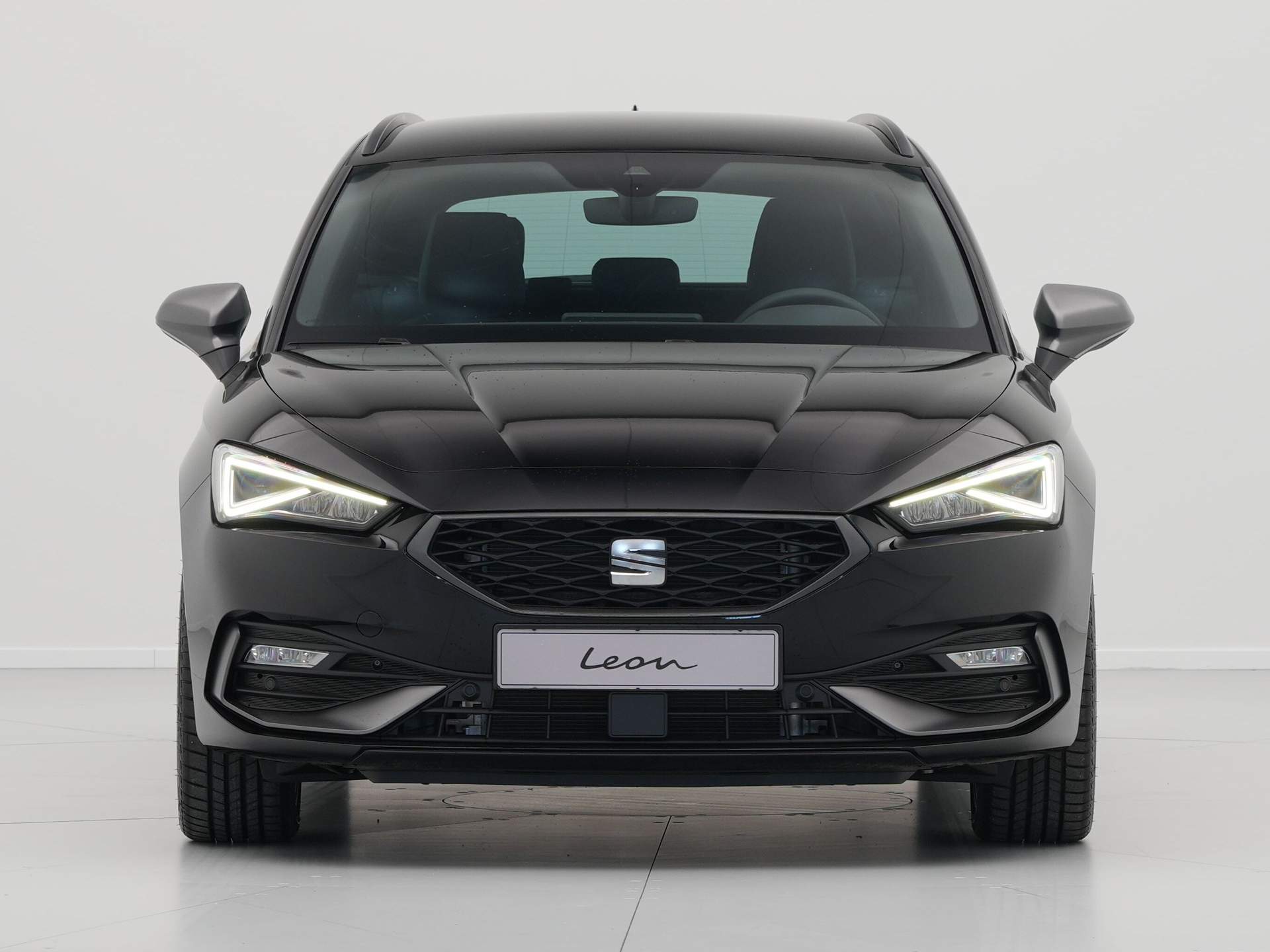 SEAT - Leon Sportstourer 1.5 eTSI FR Business Intense - 2024