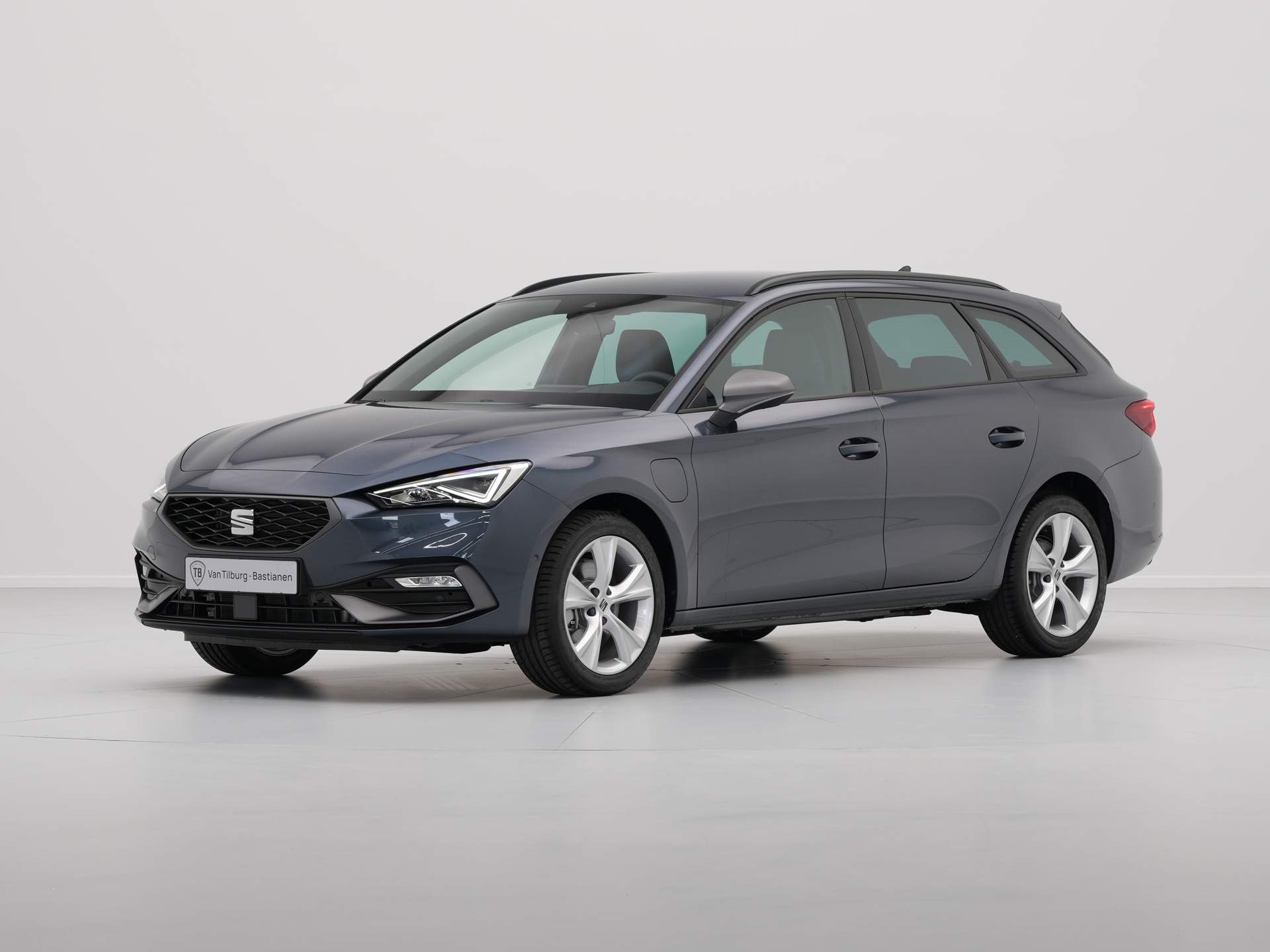 SEAT - Leon 1.4 TSI eHybrid PHEV FR Business Intense - 2025