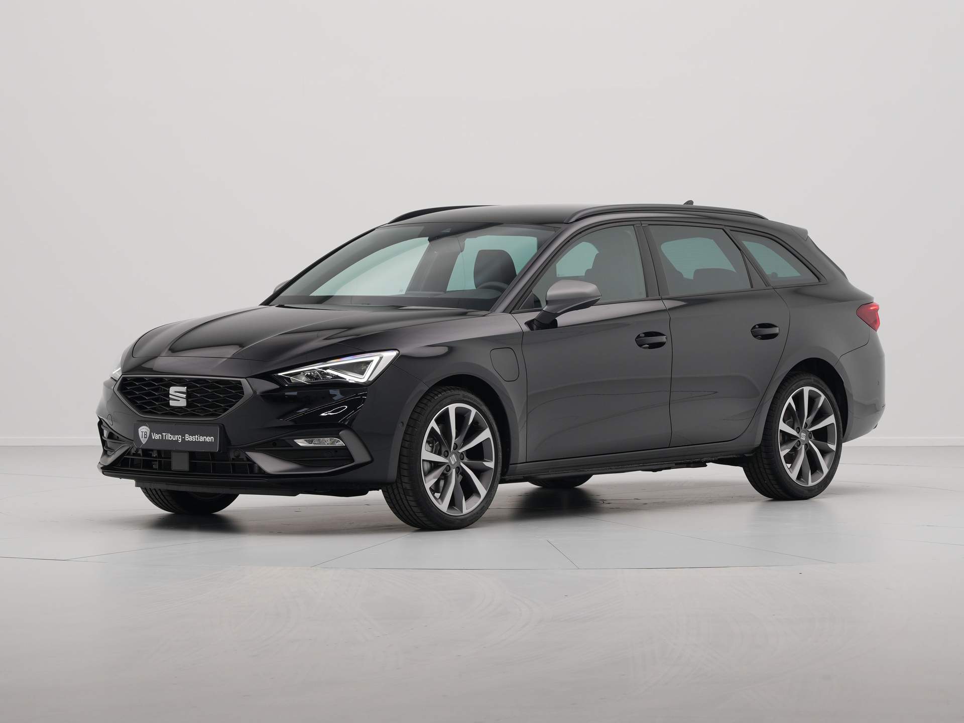 SEAT - Leon Sportstourer 1.4 TSI eHybrid PHEV FR Business Intense - 2024